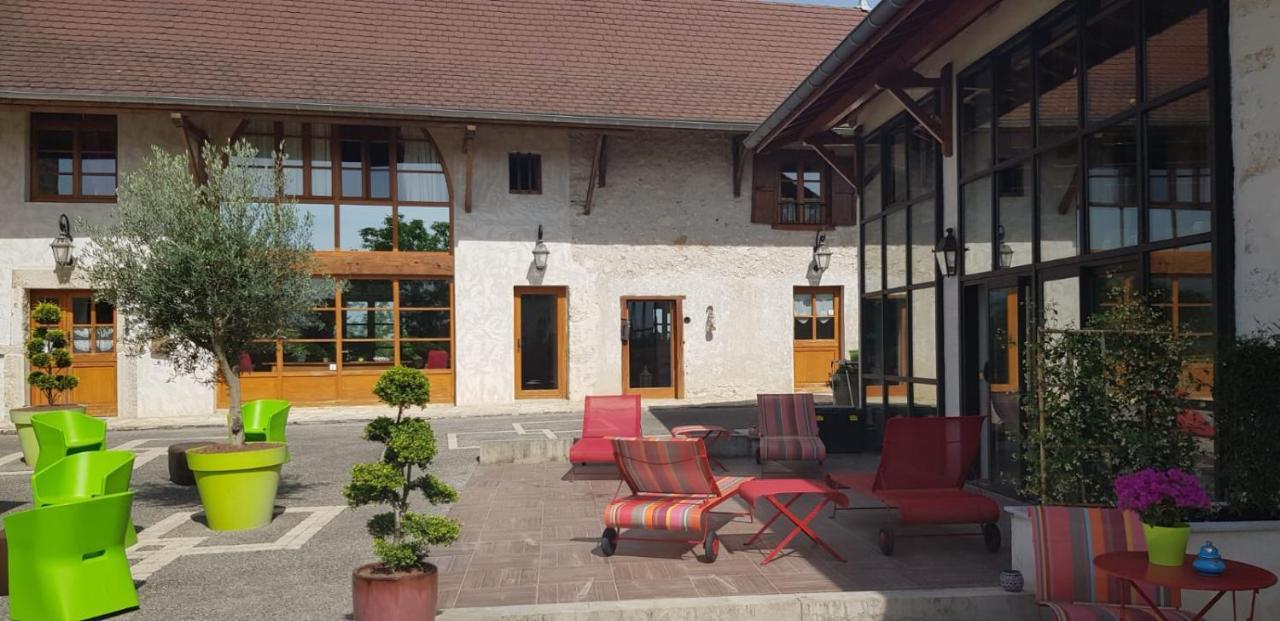 Le Domaine De Tizo Hotel Saint-Victor-de-Morestel Exterior photo